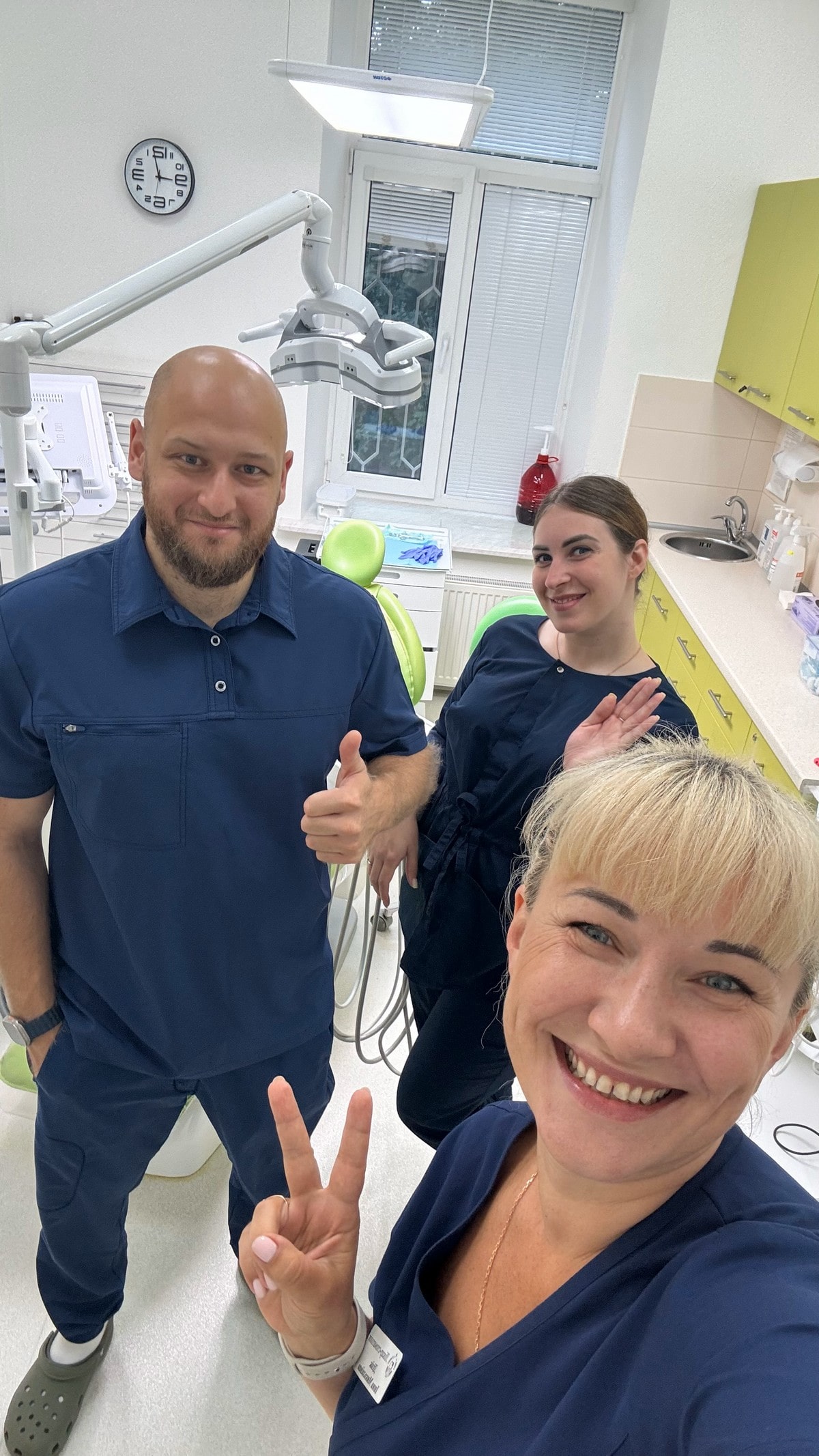 Стоматолог-хірург Денис Агінов в Одесі